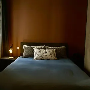  Privatunterkunft Airport Bedroom With Your Own Private Bathroom Self Check In And Self Check Out Air-condition Included
